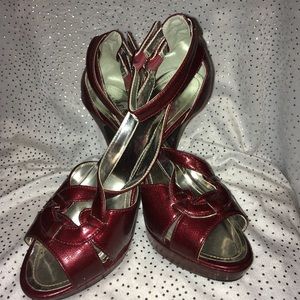 EUC Rampage Metallic Maroon Peep Toe High Heels